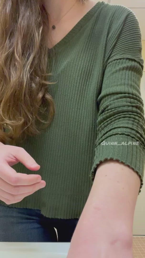 Quinn_Alpine <strong>@quinn_alpine_of</strong> in titty drop tits work porn video