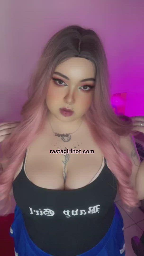 Rasta Girl <strong>@rastagirlhotfree</strong> in gamer girl big tits amateur latina boobs teen porn video