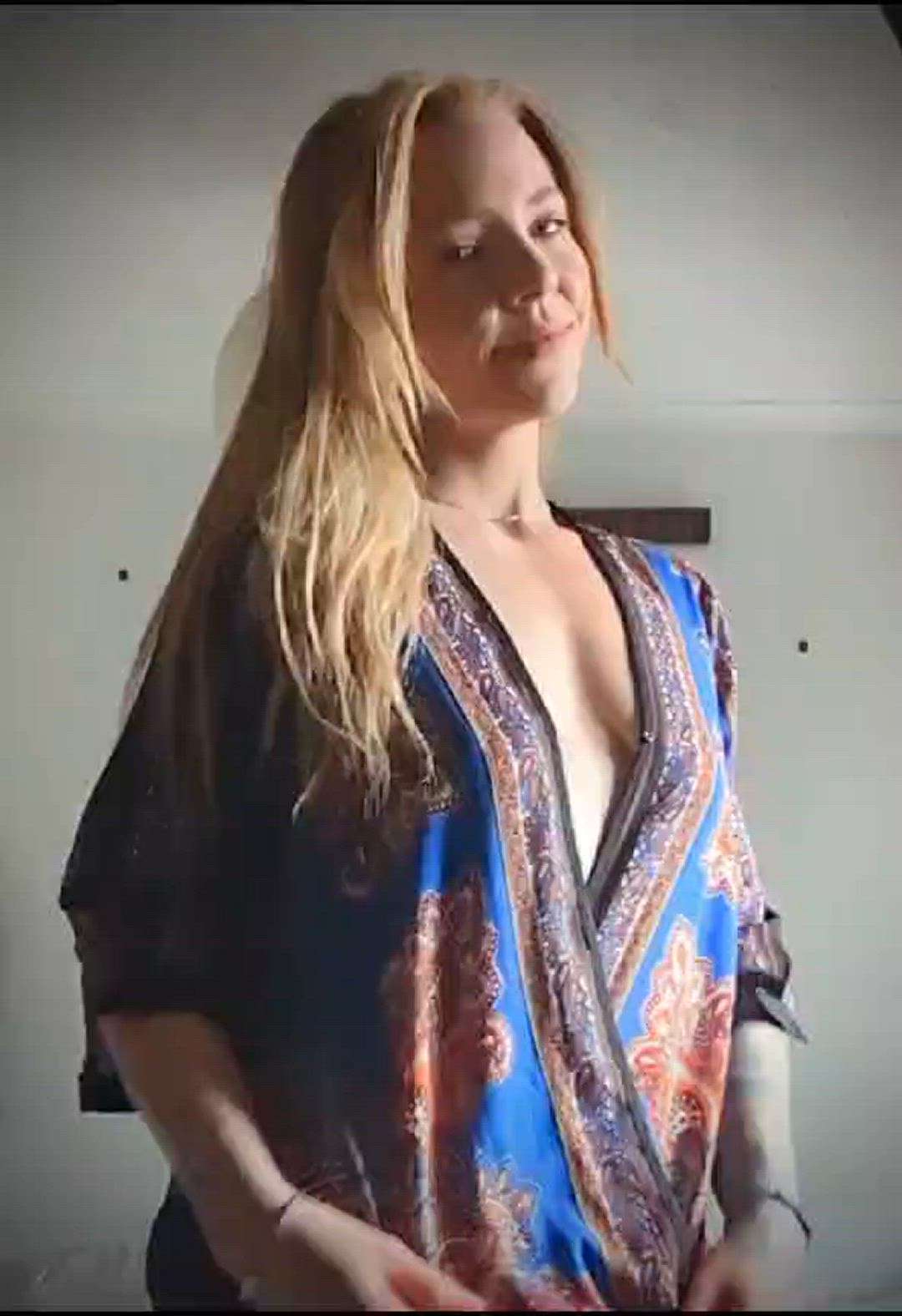 Rebeccafox <strong>@u341039200</strong> in porn video
