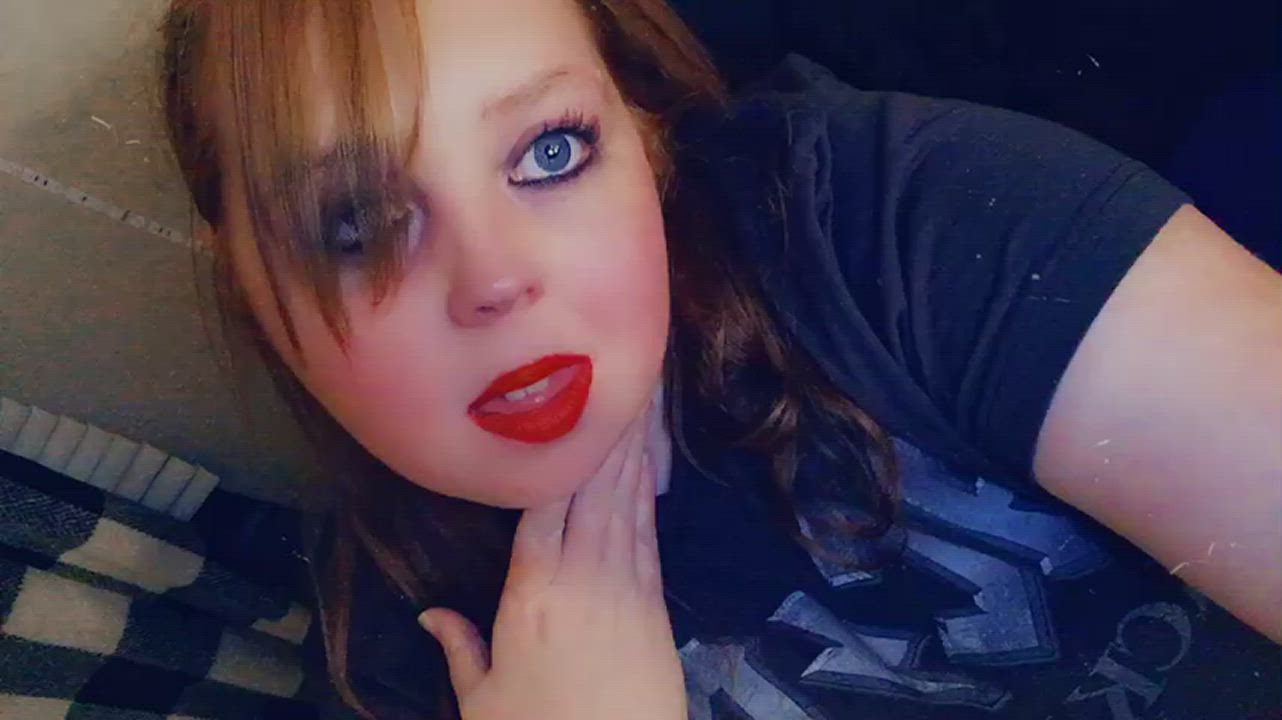 Redhead  <strong>@redsunflower28</strong> in blue eyes redhead pale porn video