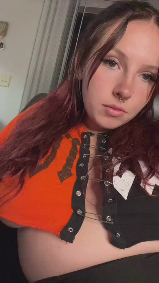 Reenaqueen <strong>@naughty.reneee</strong> in huge tits blowjob handjob porn video