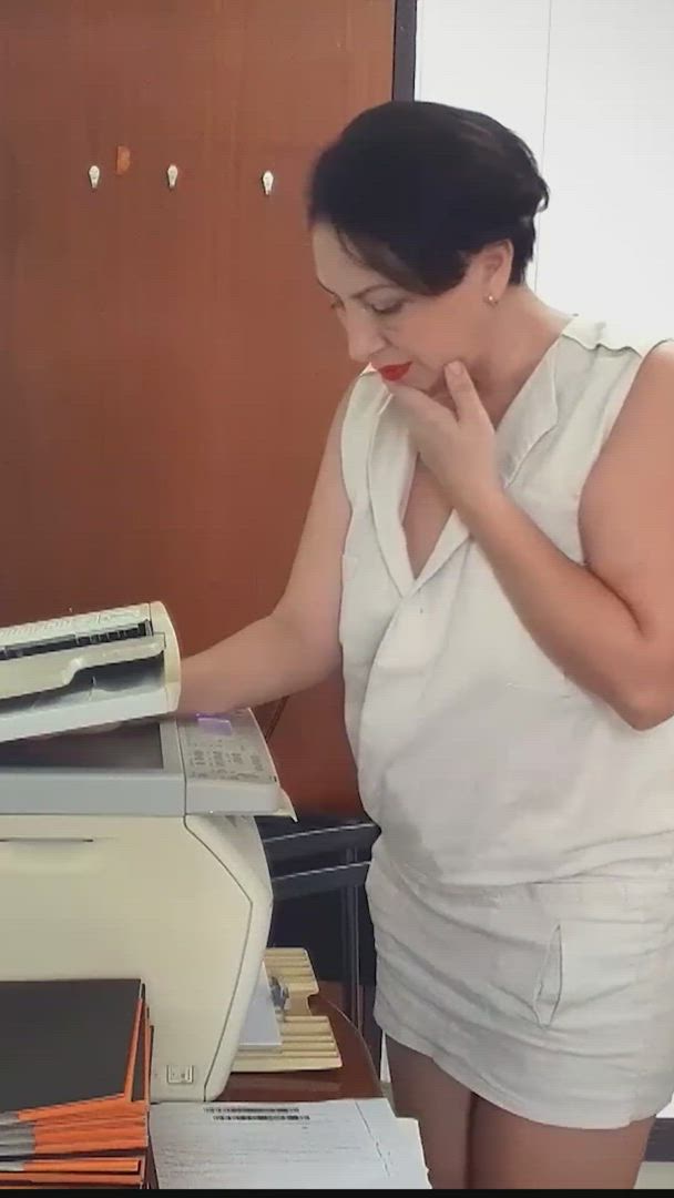 Regina Noir <strong>@regina_noir_free</strong> in natural tits role play clothed hotwife curvy milf porn video