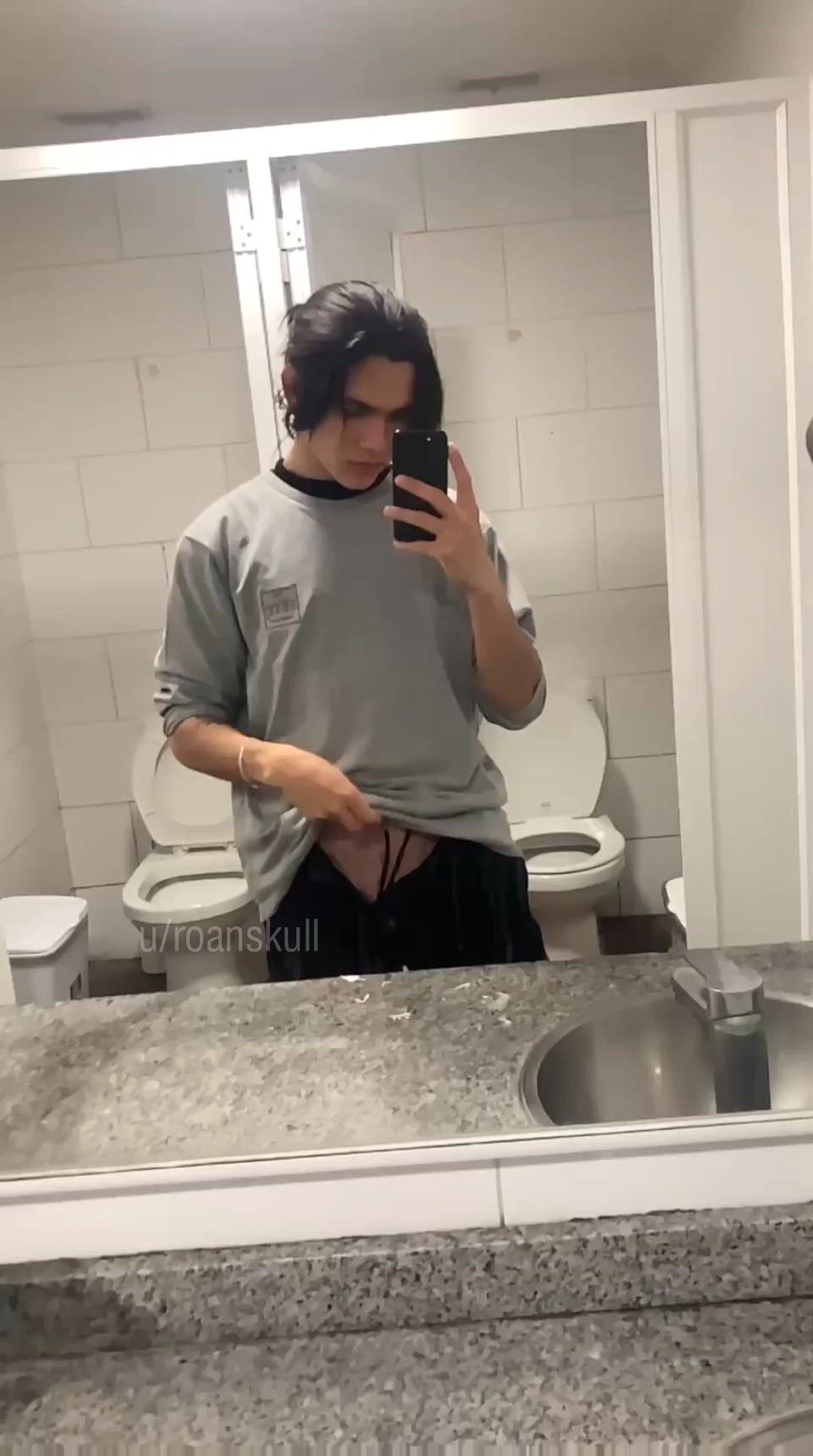 Roanskull <strong>@roanskull</strong> in jerk off amateur cock porn video