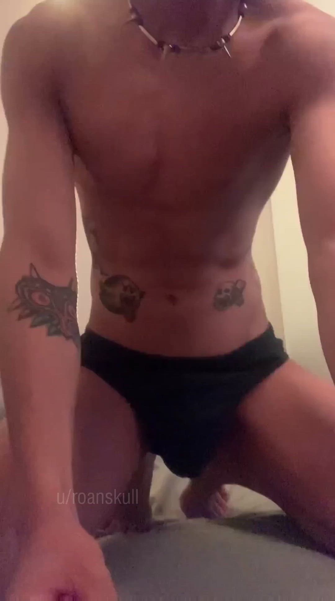 Roanskull <strong>@roanskull</strong> in porn video