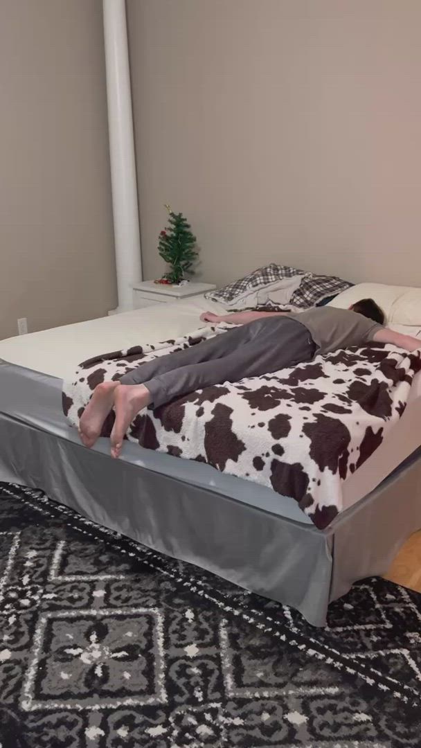 Roolawnmaster <strong>@andrewsadvntur</strong> in porn video