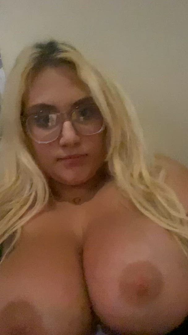 Rubystylesx <strong>@rubystylesx</strong> in porn video