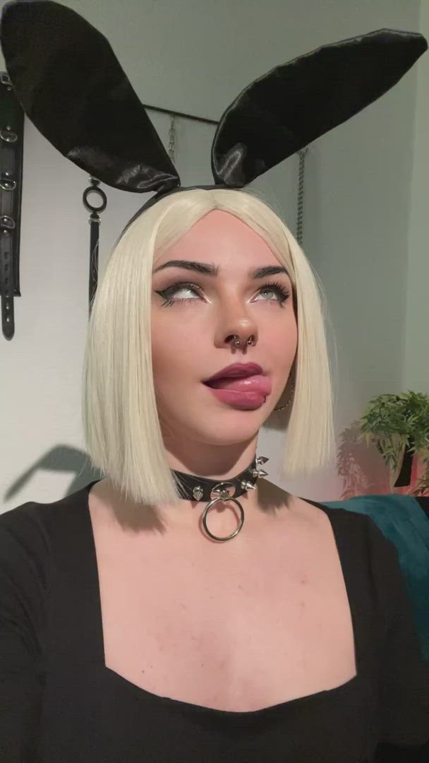 Runa Rainbow  <strong>@runarainbow</strong> in porn video