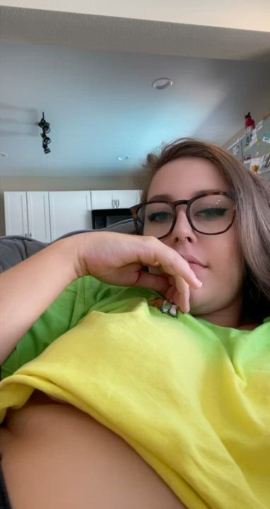 Samantha rose <strong>@peachy_virgo</strong> in porn video
