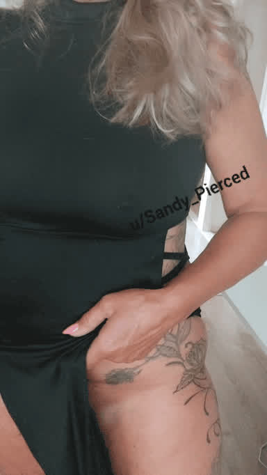 Sandy_Pierced <strong>@sandy_pierced</strong> in pierced pussy flashing milf porn video