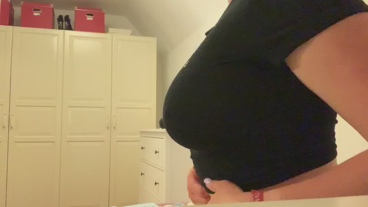 Sarah Cherry ?  <strong>@sarahcherry</strong> in titty drop big tits boobs porn video