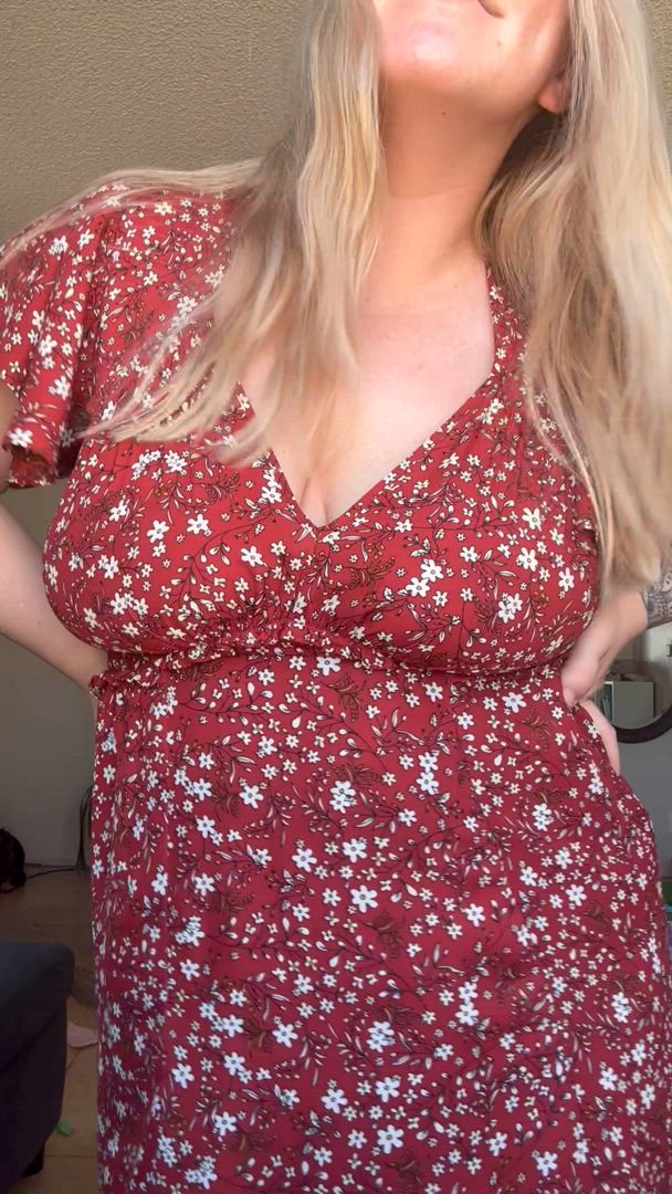 Sarahgoldddd <strong>@sarahgoldddd</strong> in huge natural tits blonde milf porn video
