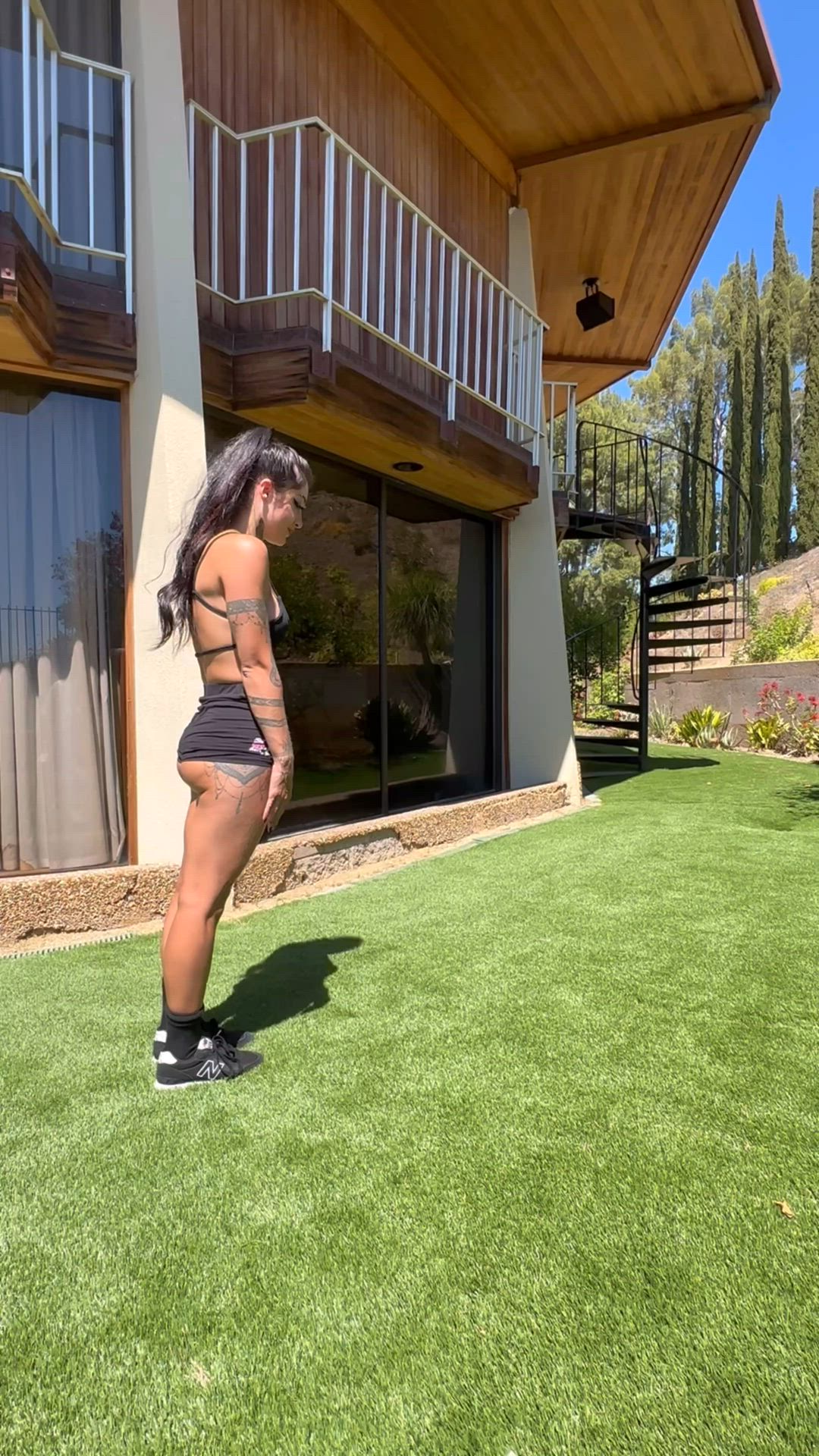 Savannahv <strong>@savannahskyexo0x</strong> in porn video