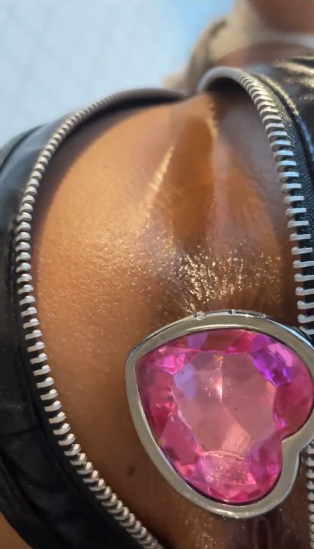 Sawi1997x <strong>@asianfantasyx</strong> in close up buttplug anal porn video