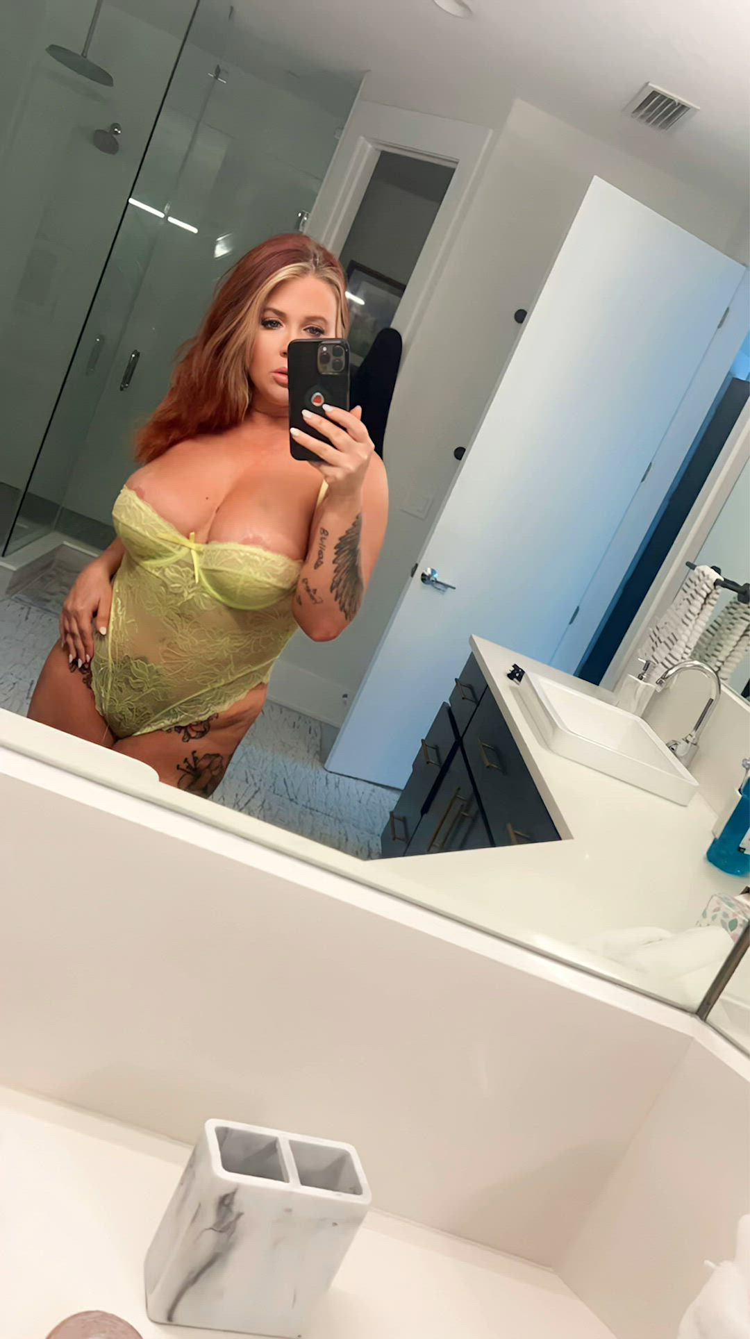 Scarlettbenze <strong>@scarlettbenz</strong> in big tits amateur ass porn video