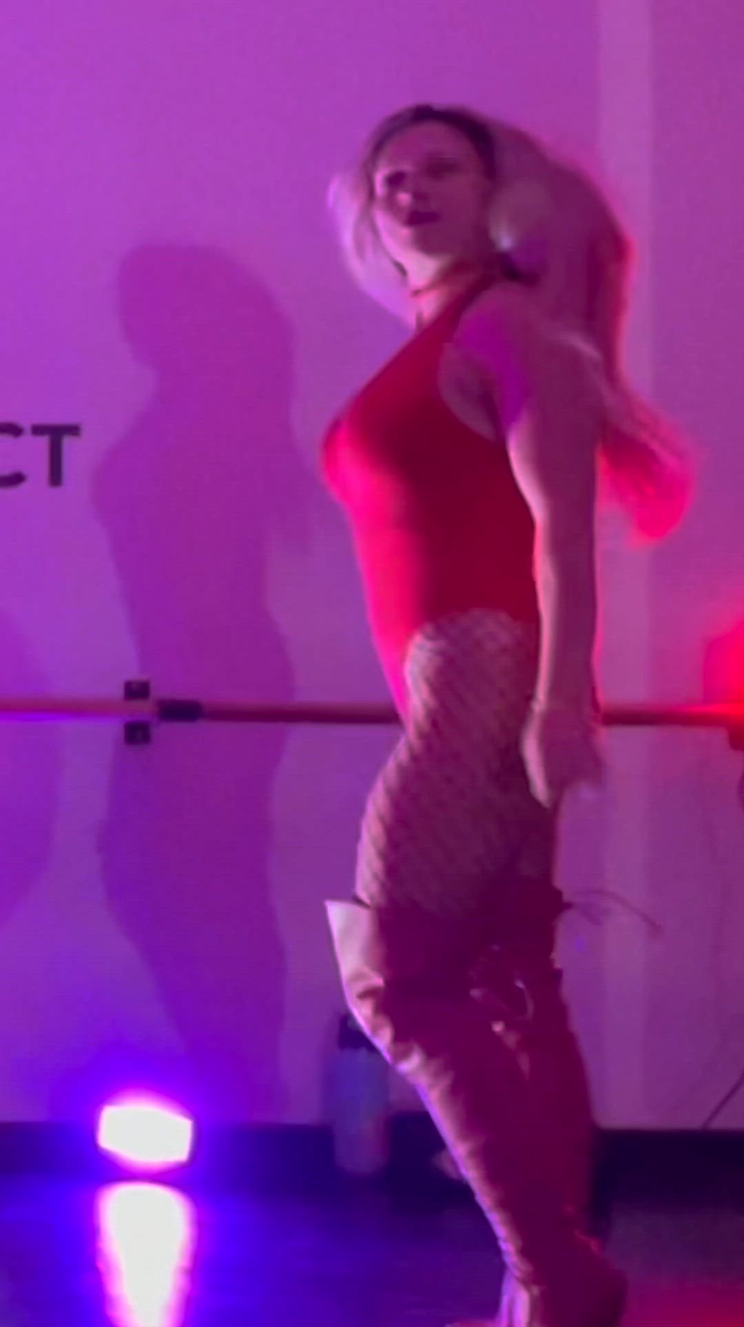 Scarlettkendall <strong>@scarlettkendall</strong> in porn video