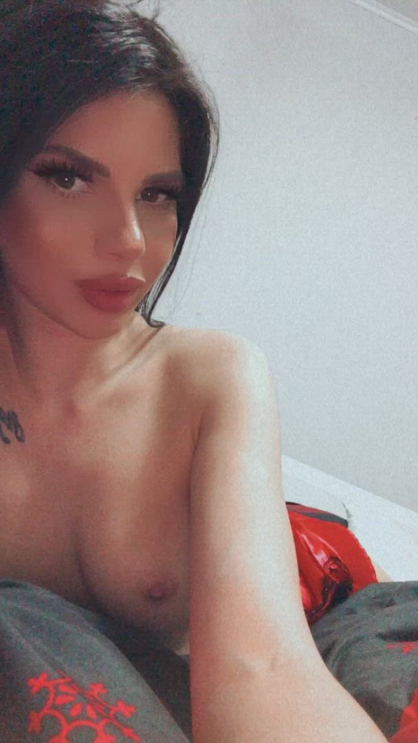 Sexxyvictoria <strong>@victoriaaasmith</strong> in big ass teen porn video