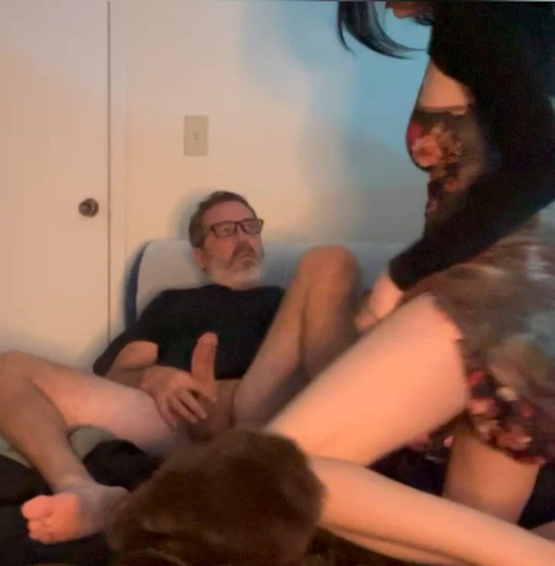 Shadiepresley <strong>@thesaviorswife</strong> in real couple homemade onlyfans age gap amateur ass porn video
