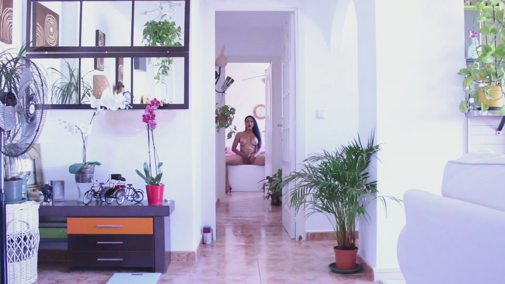 Shemaletstiara <strong>@ladyboytiara</strong> in big dick big tits amateur cumshot asian cock porn video