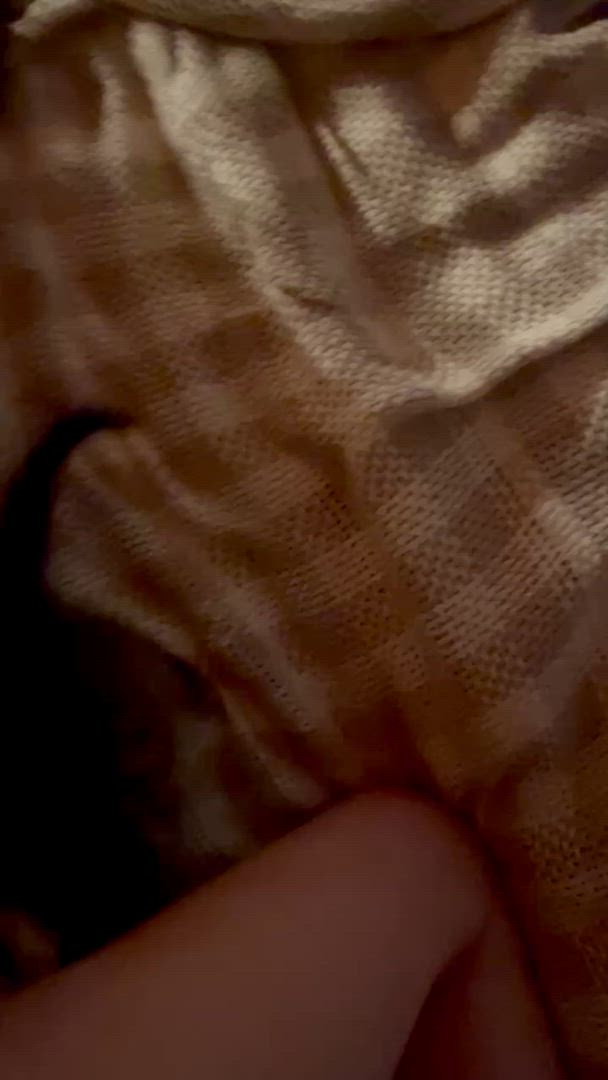 Silverweed <strong>@kandiee23</strong> in brunette big ass amateur porn video
