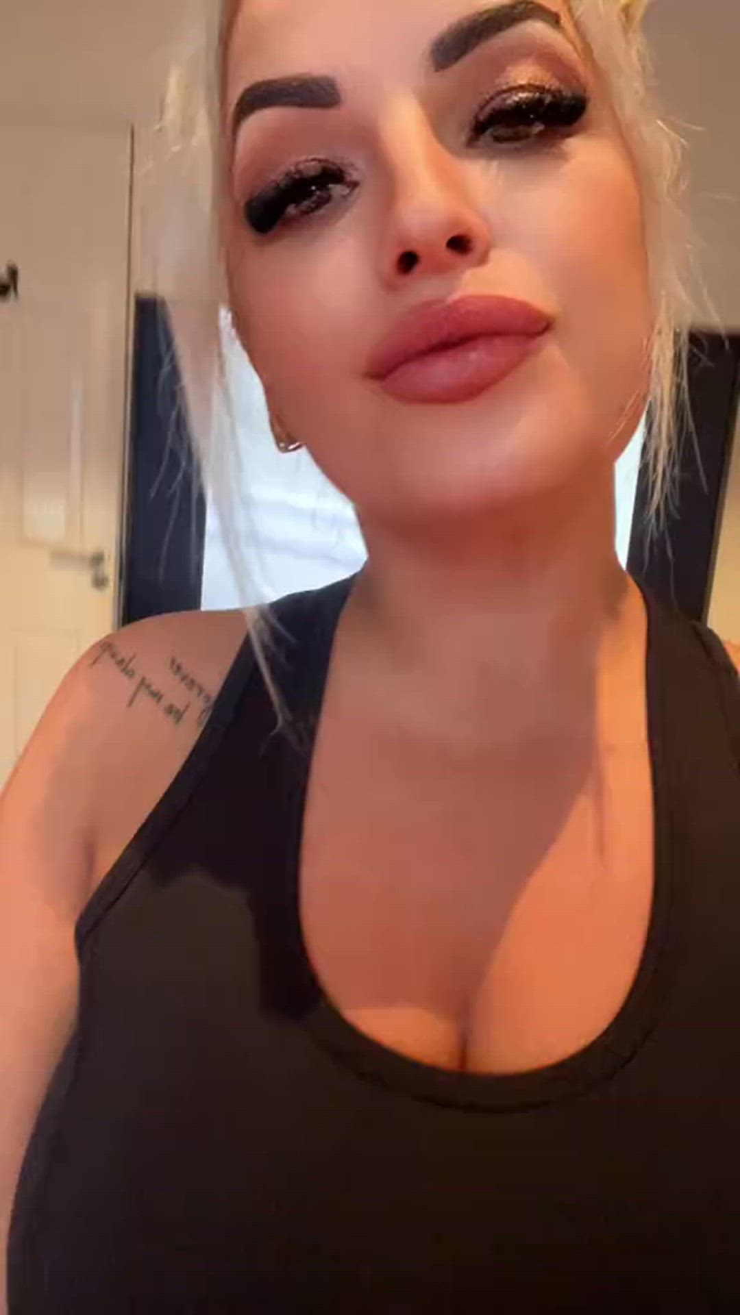 Simplebliss23 <strong>@bliss_simplevip</strong> in porn video