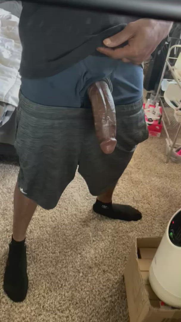 SMOKEPOLEBOY1  <strong>@smokepoleboy1</strong> in big balls big dick bbc porn video