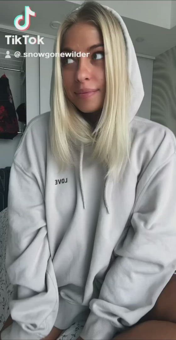 Snow Anna ;) <strong>@thiskindasnow</strong> in porn video