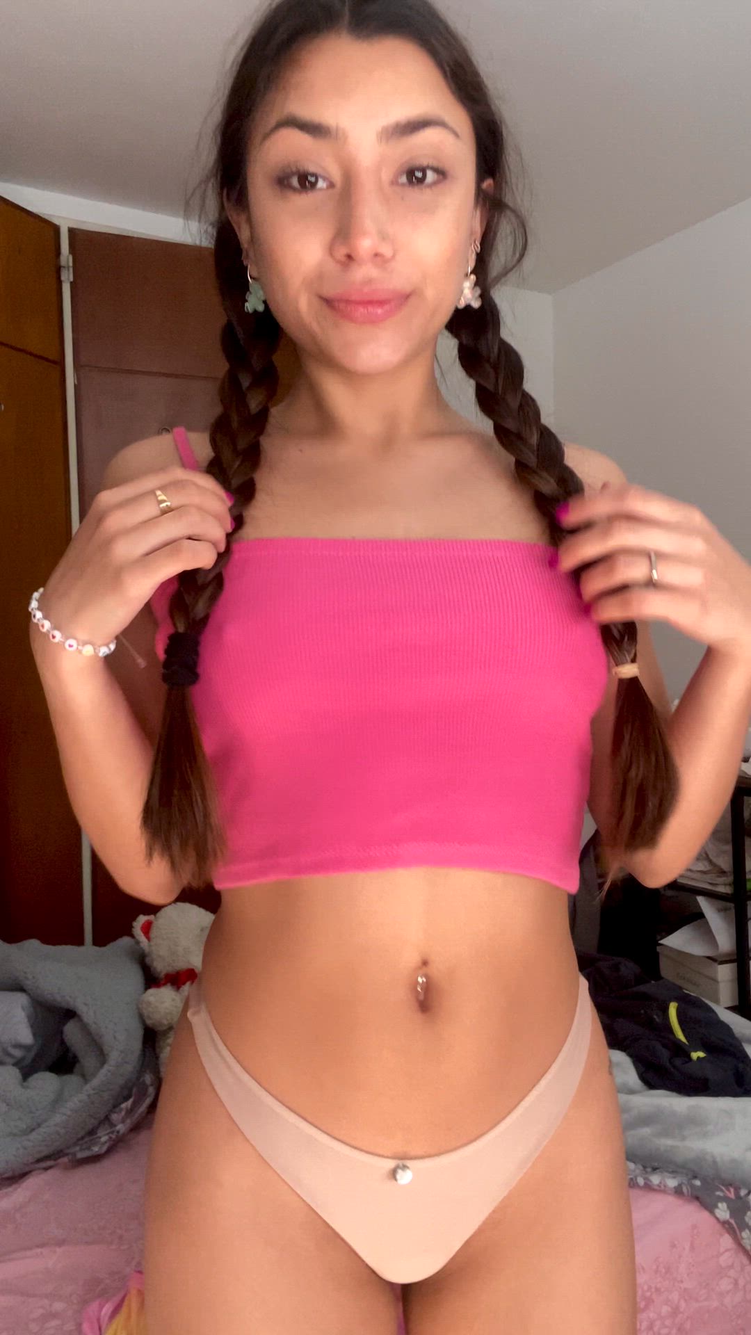 Sofiaizaaa <strong>@sofiaiza</strong> in 18 years old natural tits amateur latina asian cute porn video