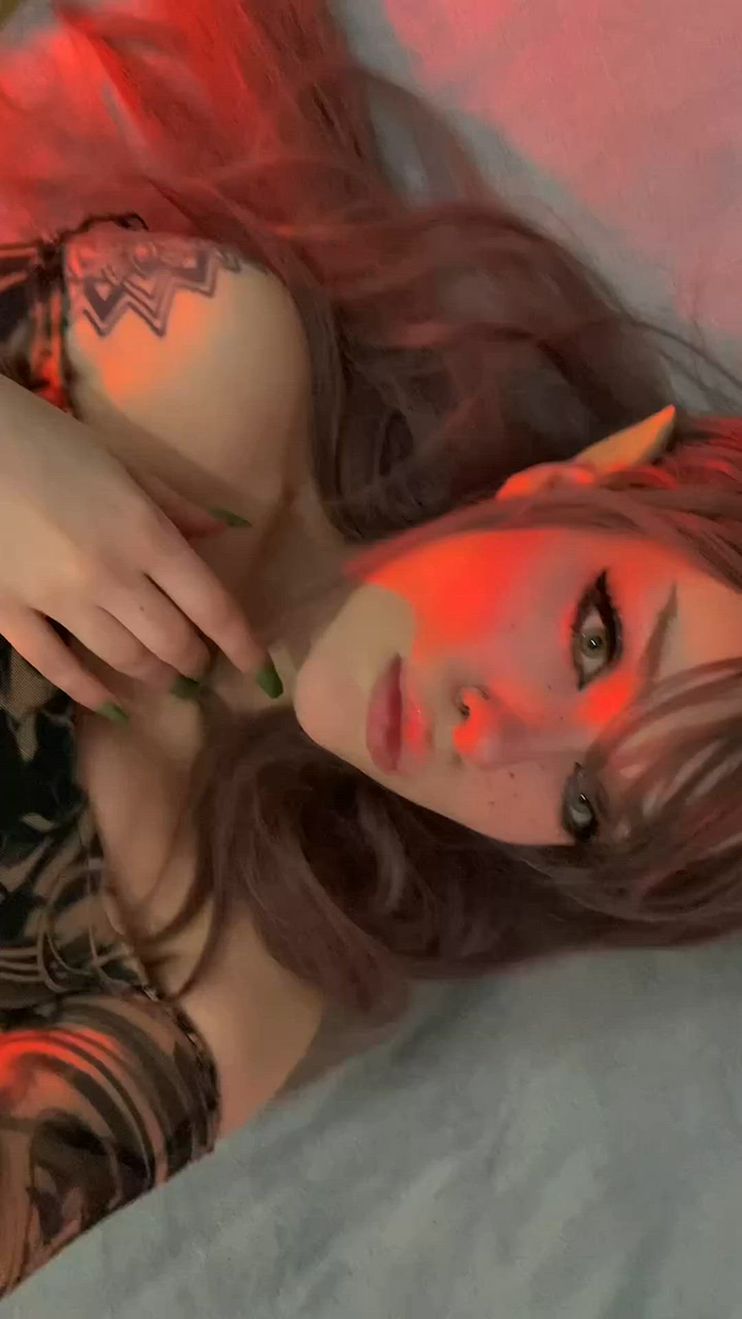 Sophimoore <strong>@naughty.sophia</strong> in porn video