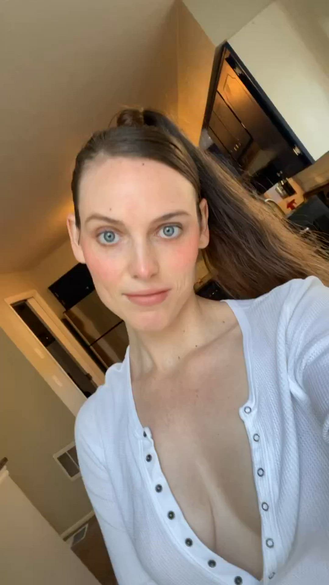 Stellababyhayes <strong>@stellababyhayes</strong> in blue eyes brunette cute porn video