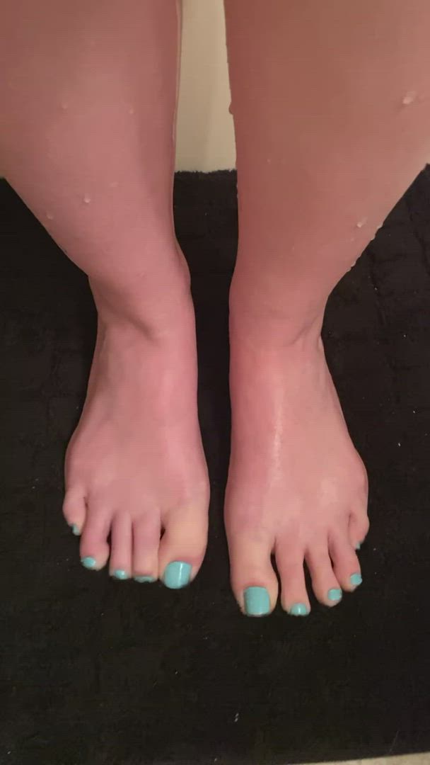 Stellashowsfeet <strong>@stellaganja</strong> in fetish feet wet porn video
