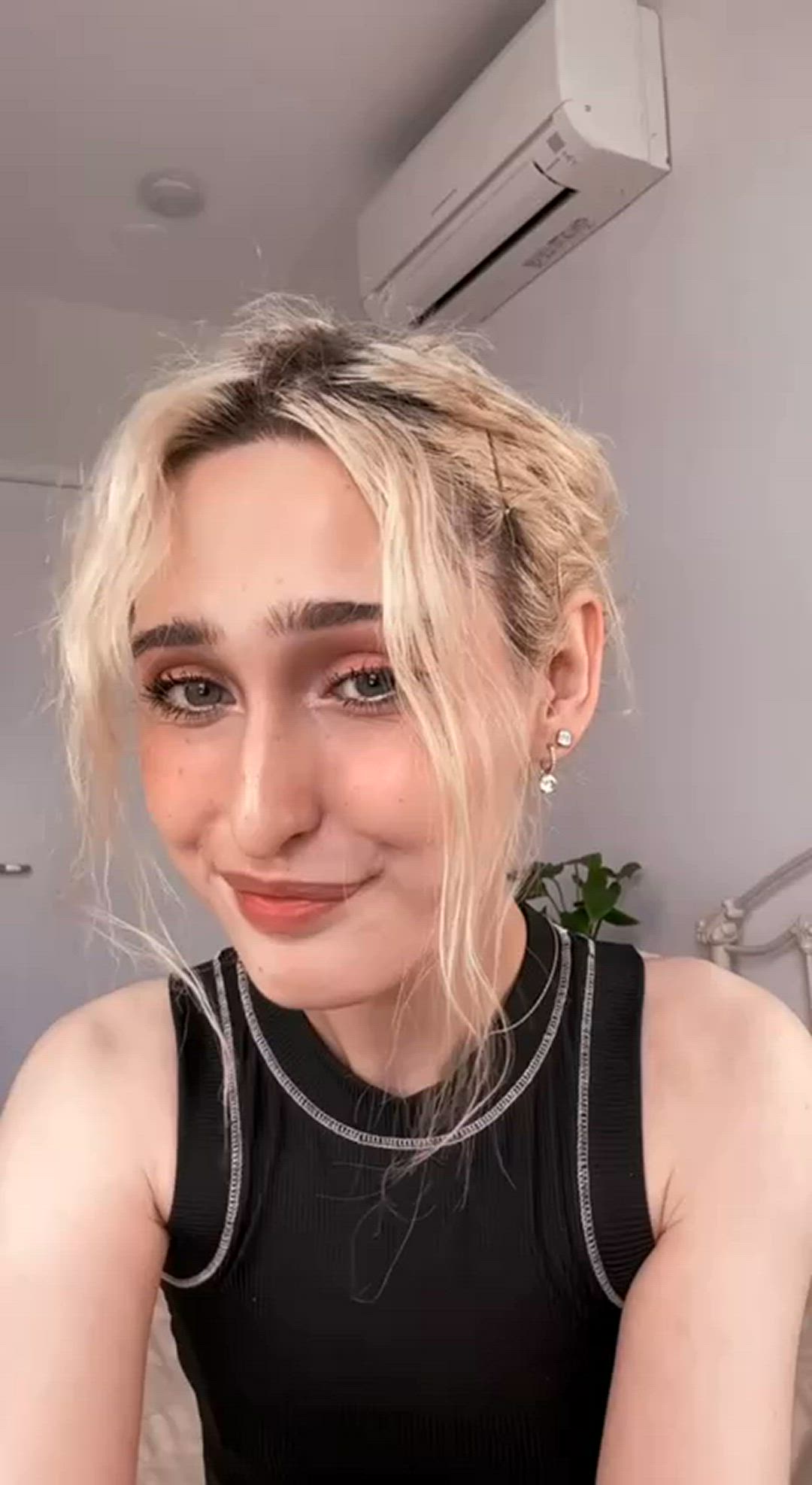 Stormyyraets <strong>@stormyraets</strong> in porn video