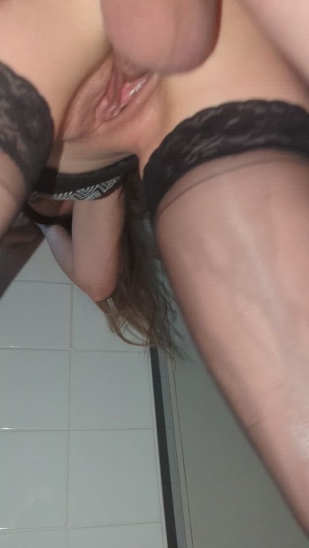 Subarashi <strong>@subarachill</strong> in squirting big dick porn video
