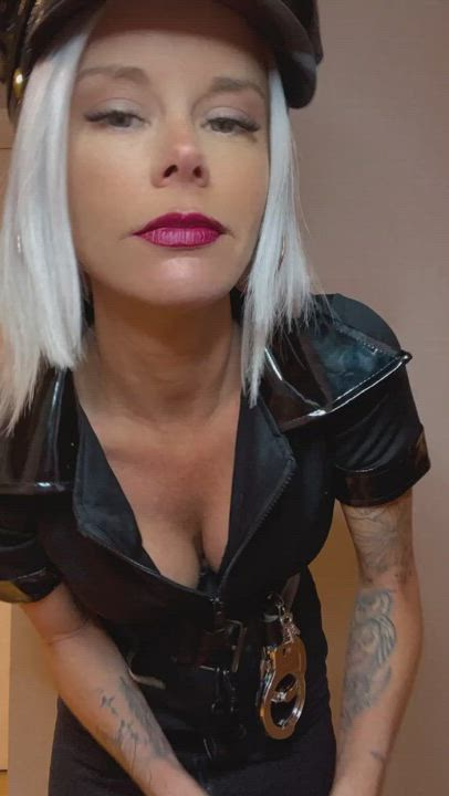 Summer Hilton <strong>@hiltonsummer</strong> in pole dance costume blonde porn video