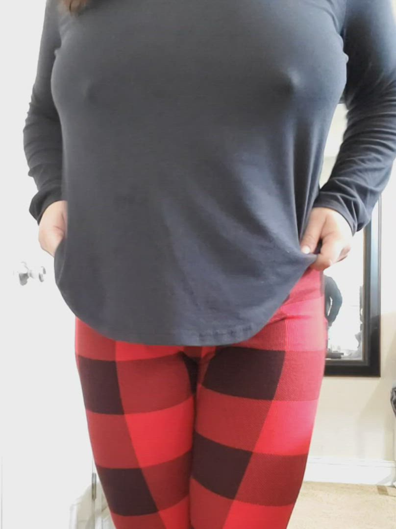 Sxylxy <strong>@hotwife_lexie</strong> in big huge tits braless porn video