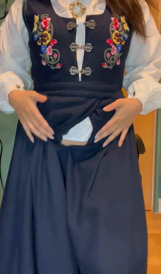 Teasegf <strong>@aznbabeinnorway</strong> in porn video