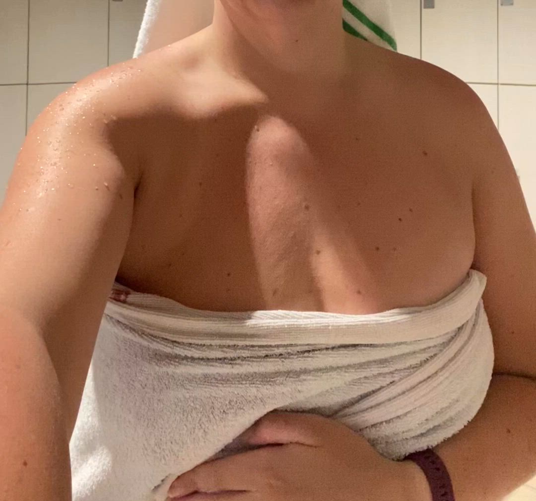 Thecurvynurse <strong>@thecurvynursevip</strong> in porn video