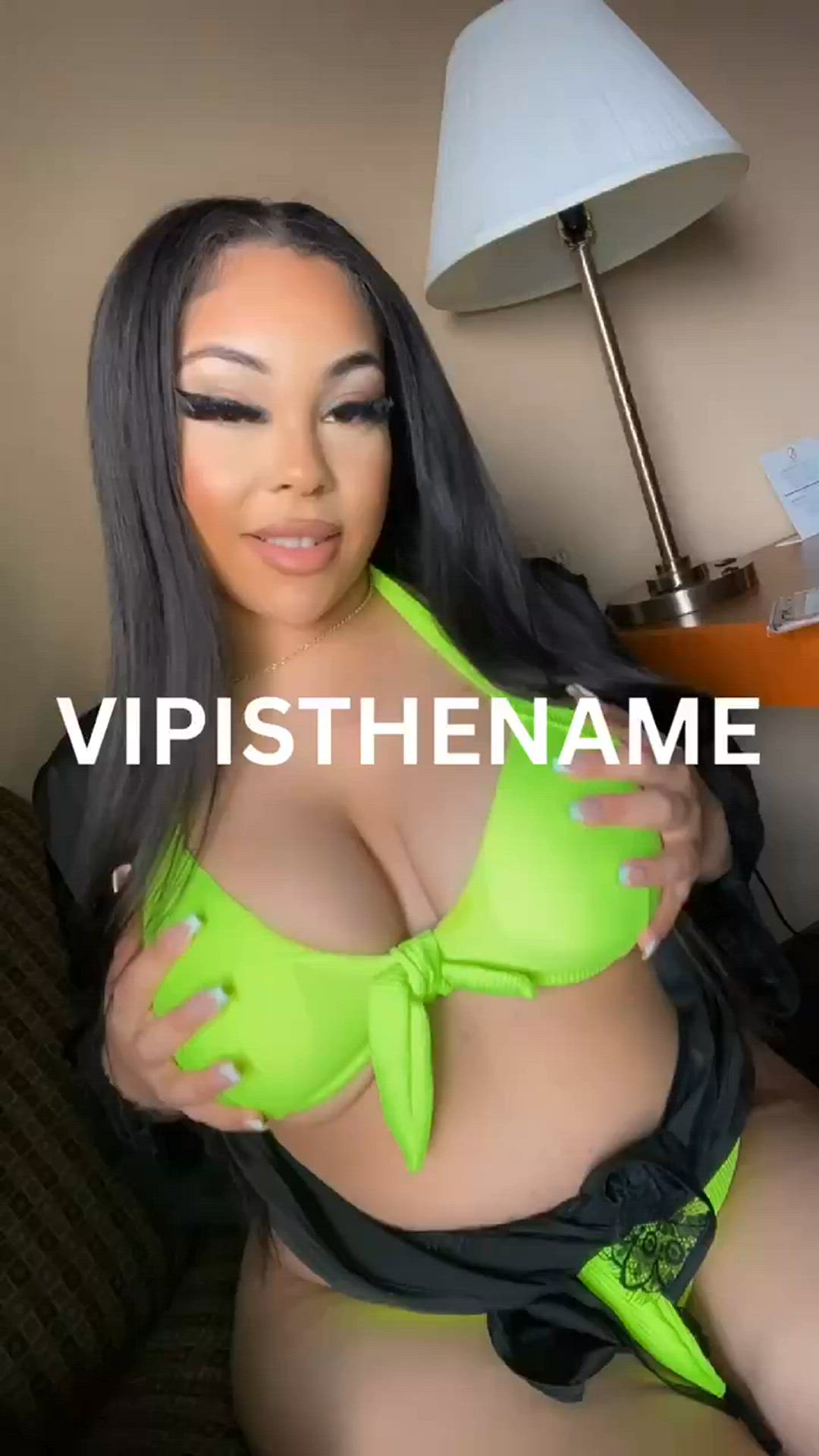 Thejennifervip <strong>@thejennifervip</strong> in big natural tits brunette porn video