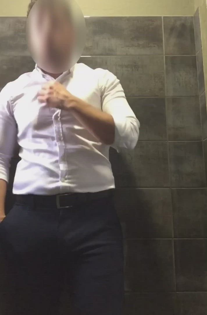 Themanonsuit <strong>@themanonsuitfree</strong> in porn video