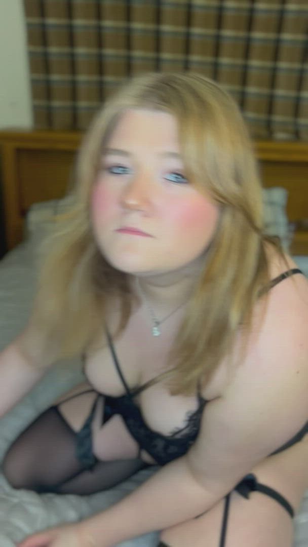 Thequeencloe7 <strong>@thequeencloe7</strong> in porn video