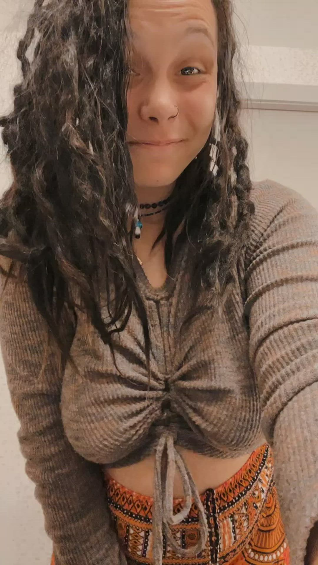 Thestonedmommy <strong>@thestonedmom</strong> in big huge natural tits boobs milf porn video