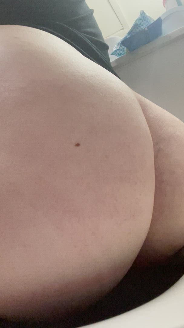 Thiccinkedmama12 <strong>@thiccinkedmama12</strong> in fetish fart big ass porn video