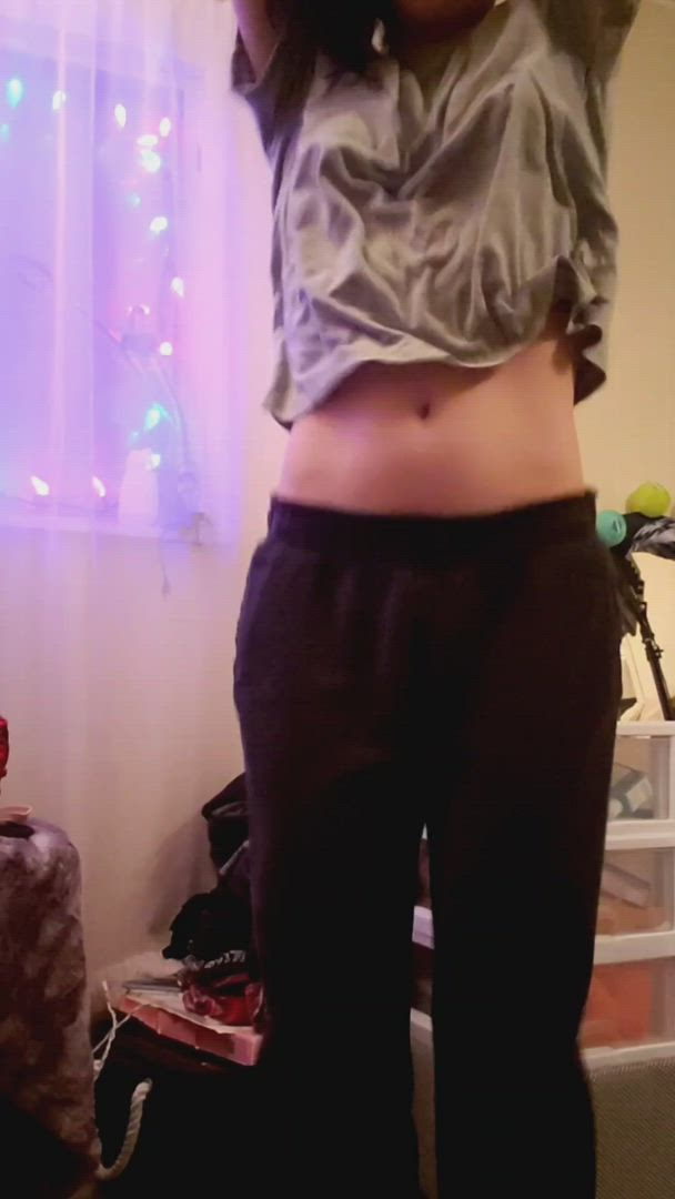 TiffBunny <strong>@tiffbunnyteases</strong> in bouncing tits titty drop petite boobs perky porn video