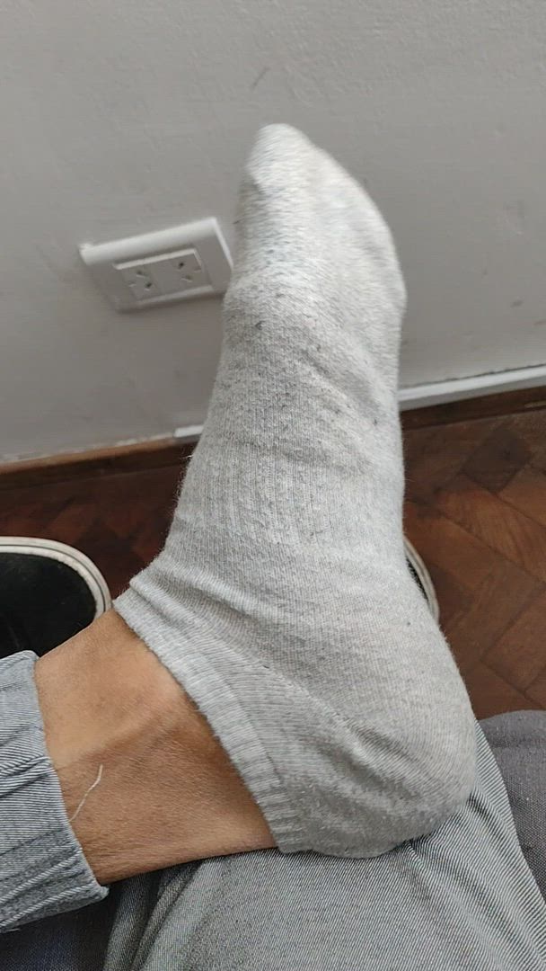 Todaviasirve <strong>@david.scorpion</strong> in feet sucking foot worship foot fetish porn video