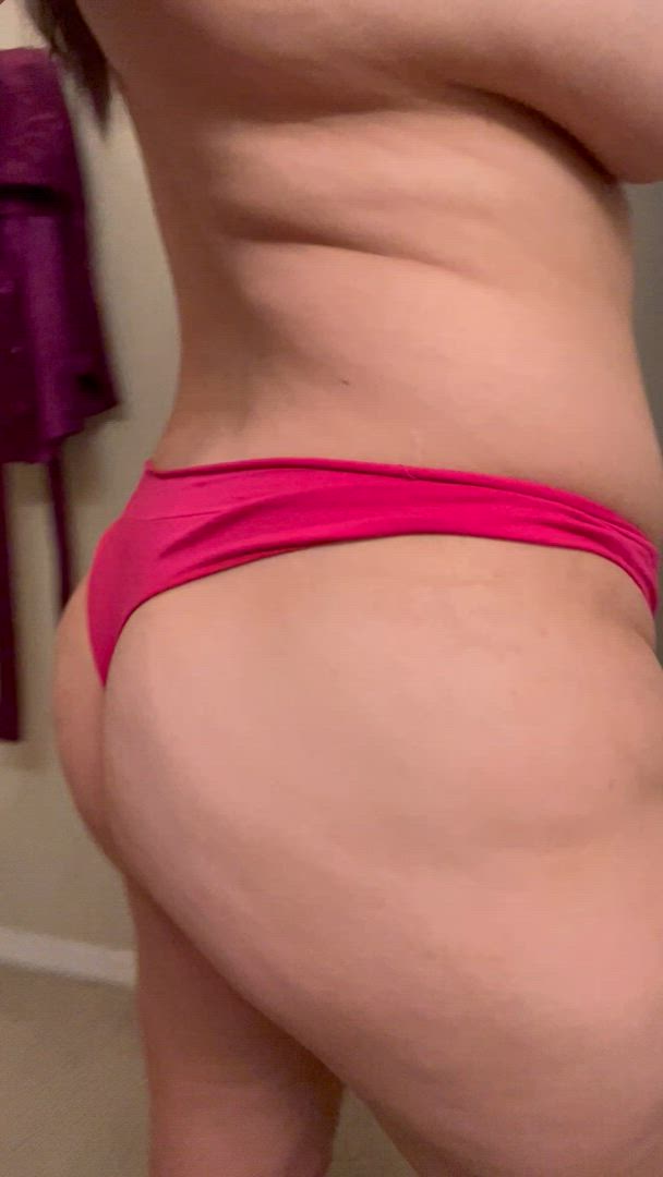Ureverydaymilf <strong>@jennah20fall</strong> in big ass amateur latina porn video