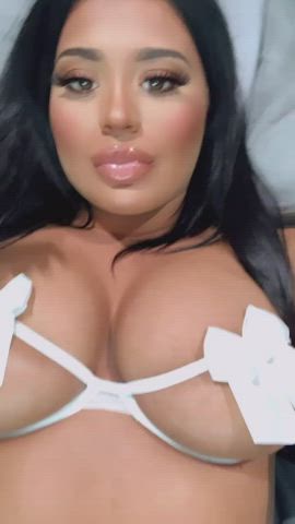 Valentina Maria <strong>@valentinamariaa</strong> in erect nipples lingerie selfie porn video