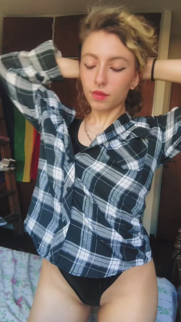 Vanessa Gem <strong>@vanessagem</strong> in porn video