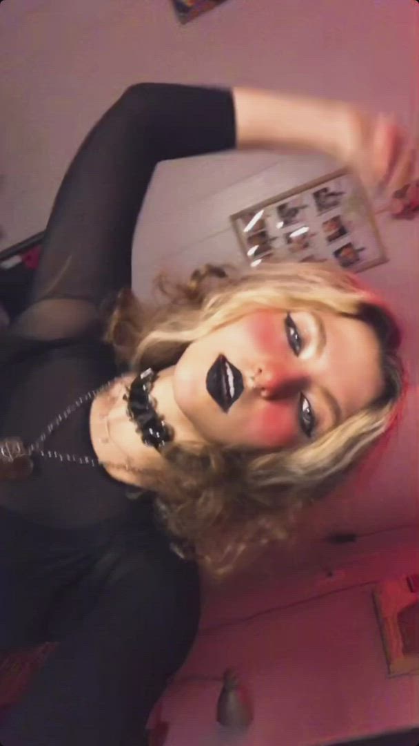Vanessa Gem <strong>@vanessagem</strong> in porn video