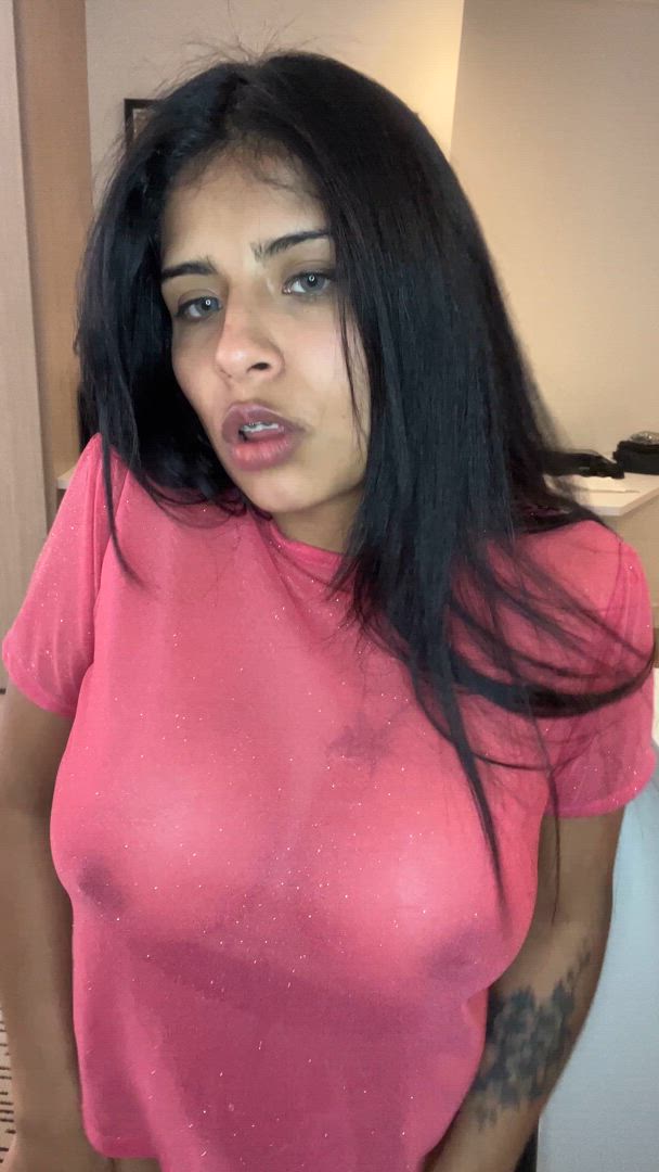 VanessaMILFxx <strong>@valentinaskyxx</strong> in big tits milf porn video