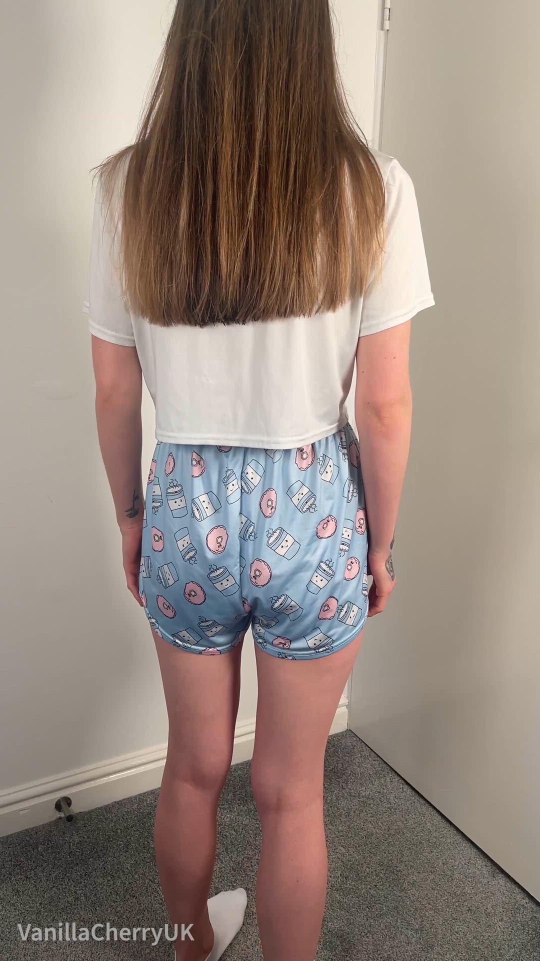 VanillaCherryUK <strong>@vanillacherryuk</strong> in vanillacherryuk‬⁩ tiny waist tight ass petite cute teen porn video