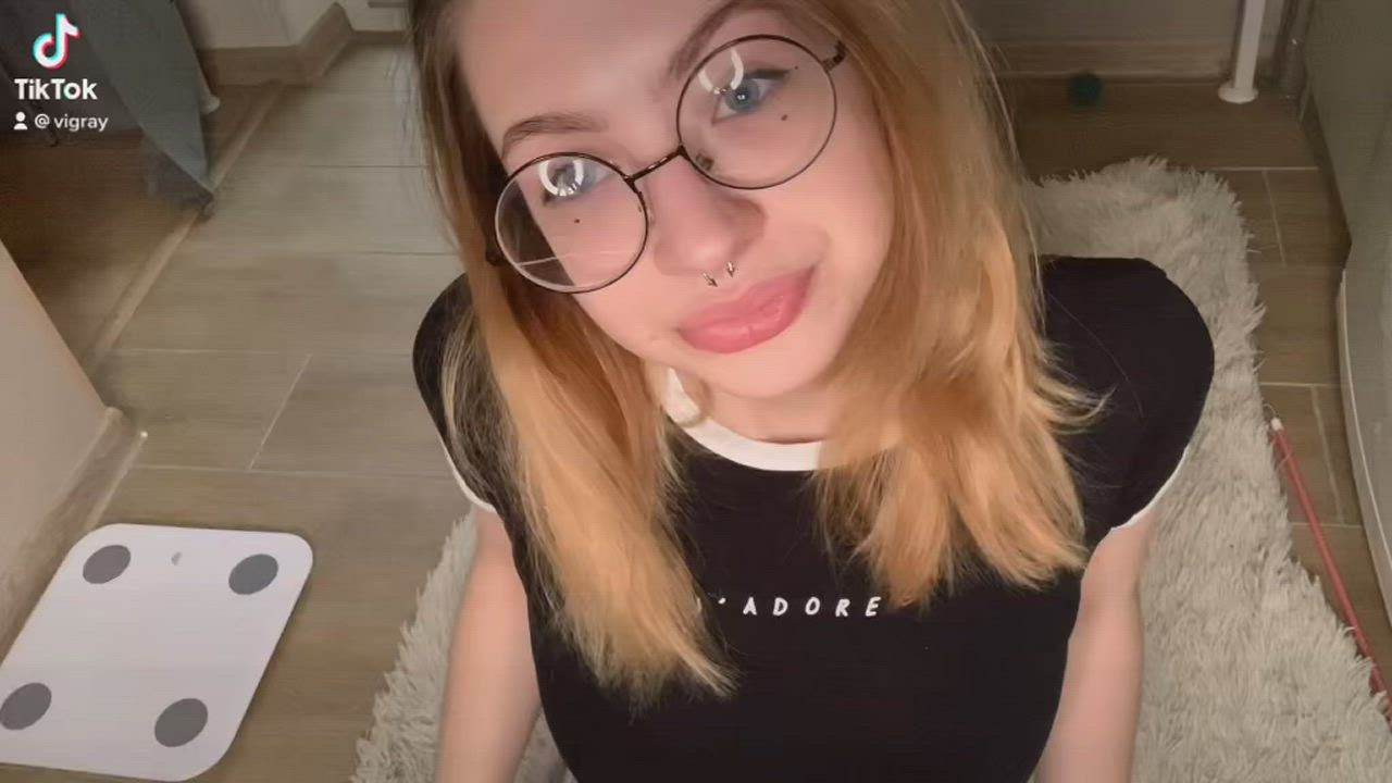 Vi Gray <strong>@vii_queen</strong> in real sexi barbie angel hott gamer girl onlyfans glasses ahegao anime cute porn video